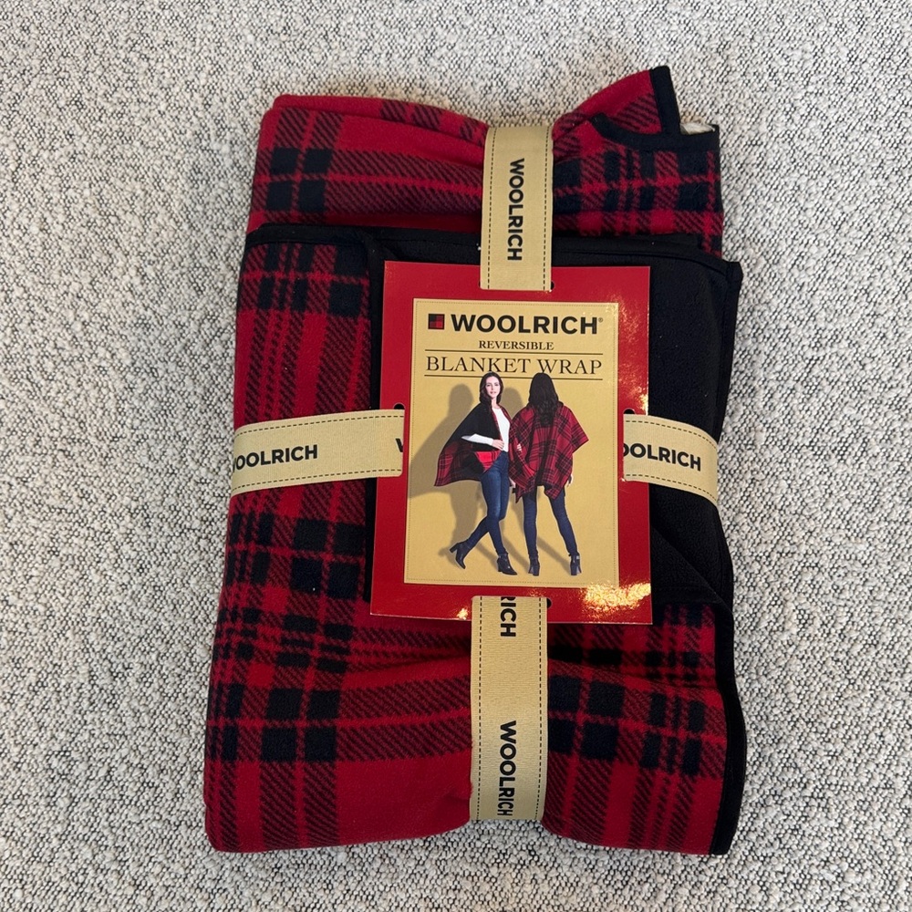 Woolrich Red and Black Checkered Blanket Wrap reversible new with tags‎